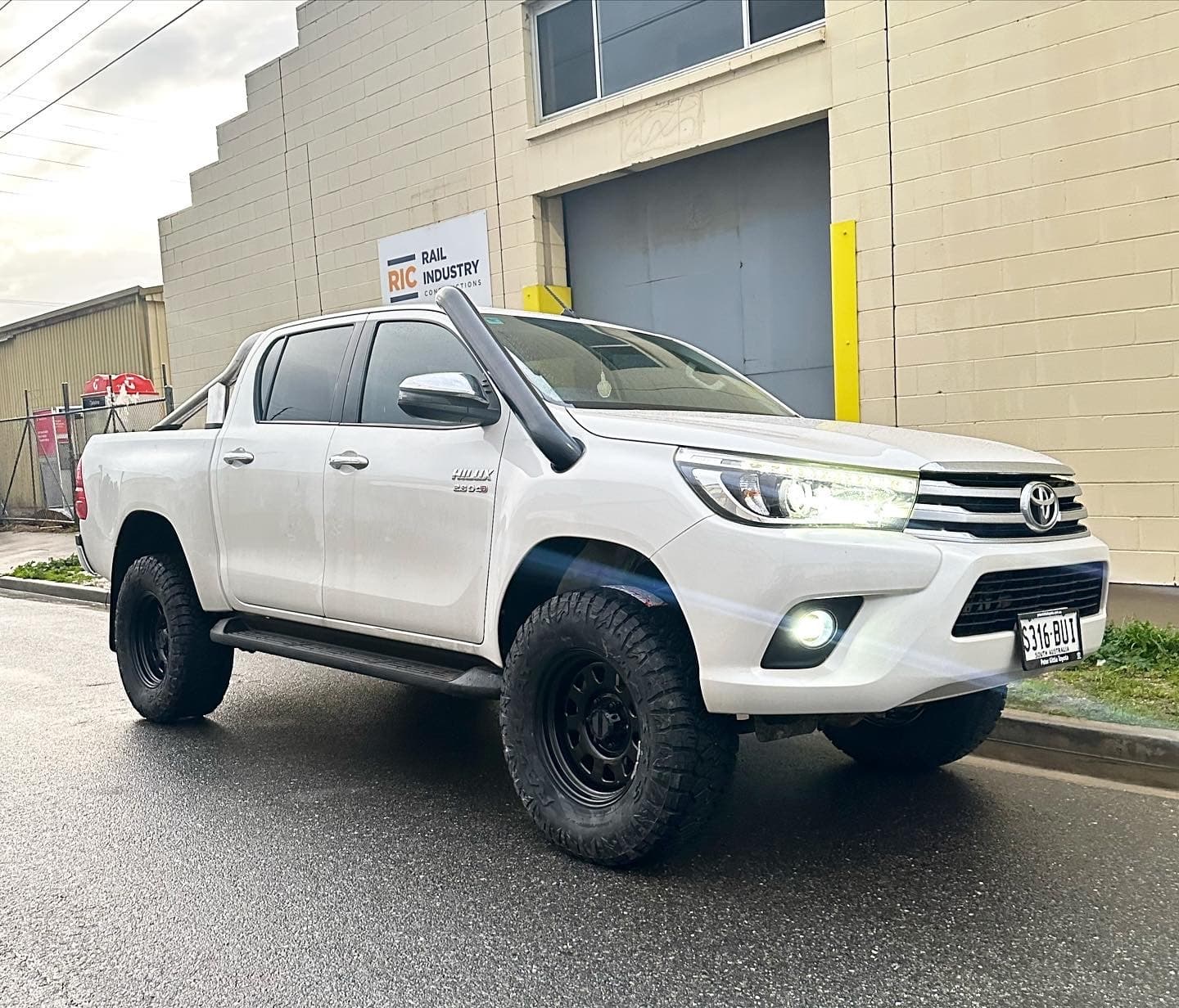 Stainless Snorkel N70/N80 GR Sport/Rogue Hilux
