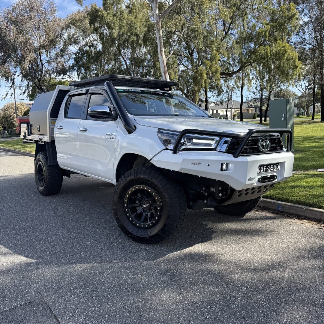 3" or 4" Lift & 33" Wheel Package - Toyota Hilux N70 / N80