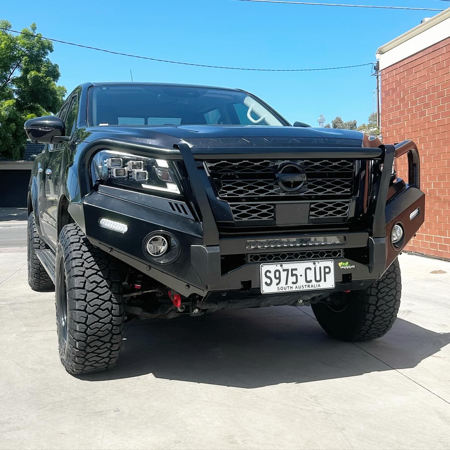 Ironman 2" Suspension Lift Kit - Nissan Navara NP300