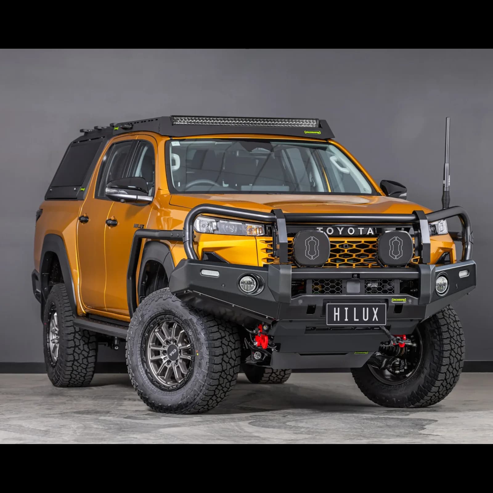 Ironman Commercial Deluxe Bullbar