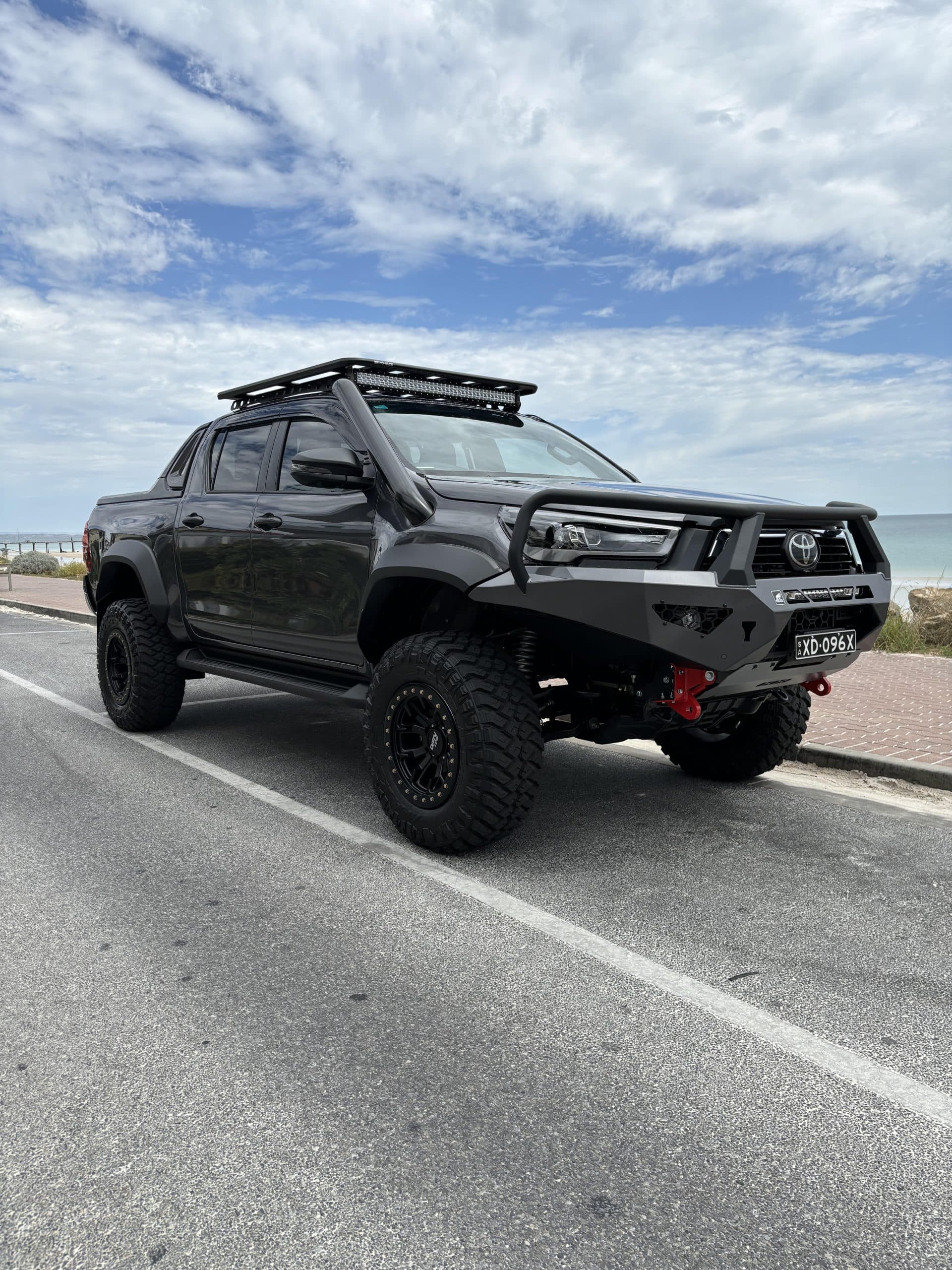 FOX 2-3" Suspension Lift Kit – Toyota Hilux N70 / N80