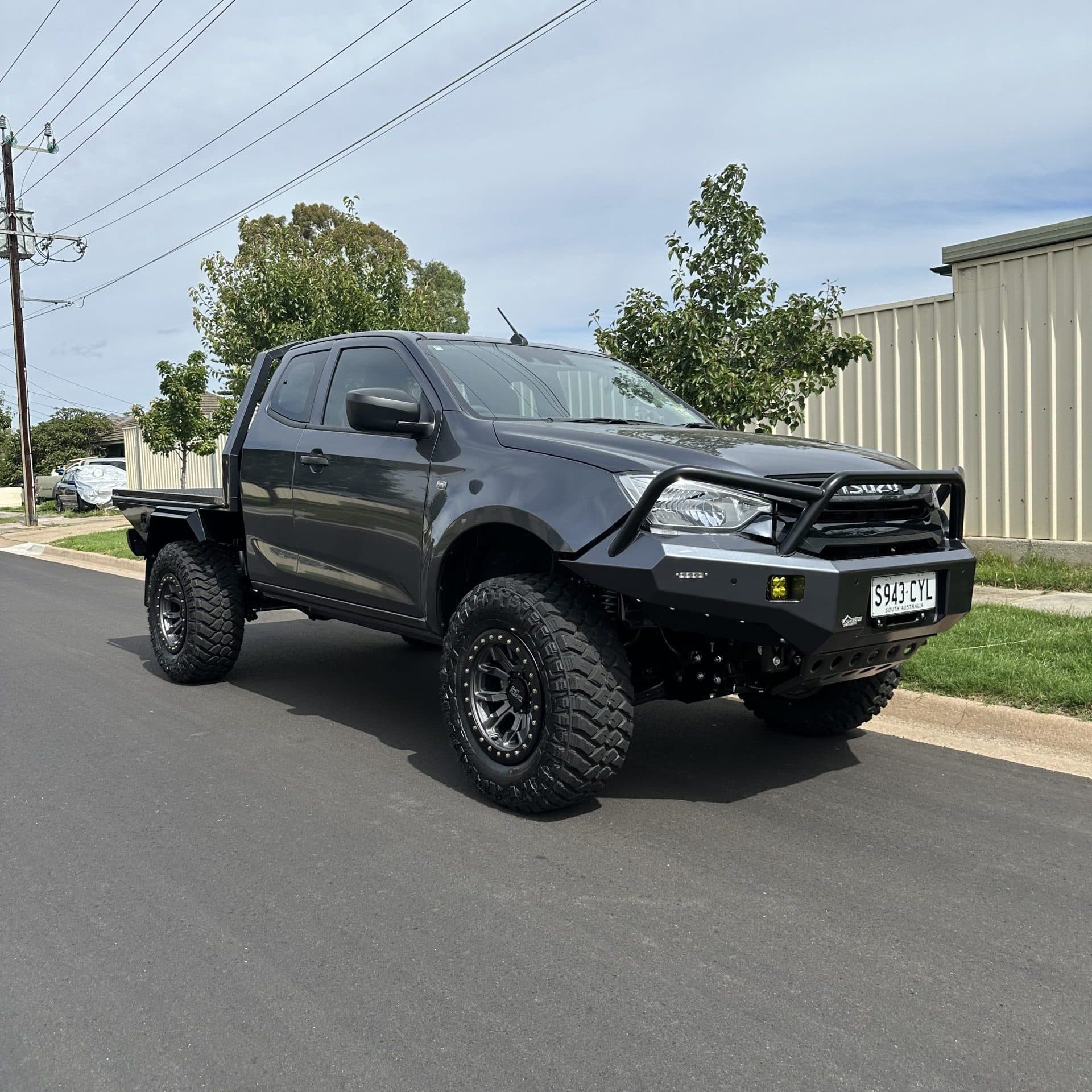 FOX 2-3" Suspension Lift Kit – Holden Colorado RG / Isuzu D-MAX 1 & 2