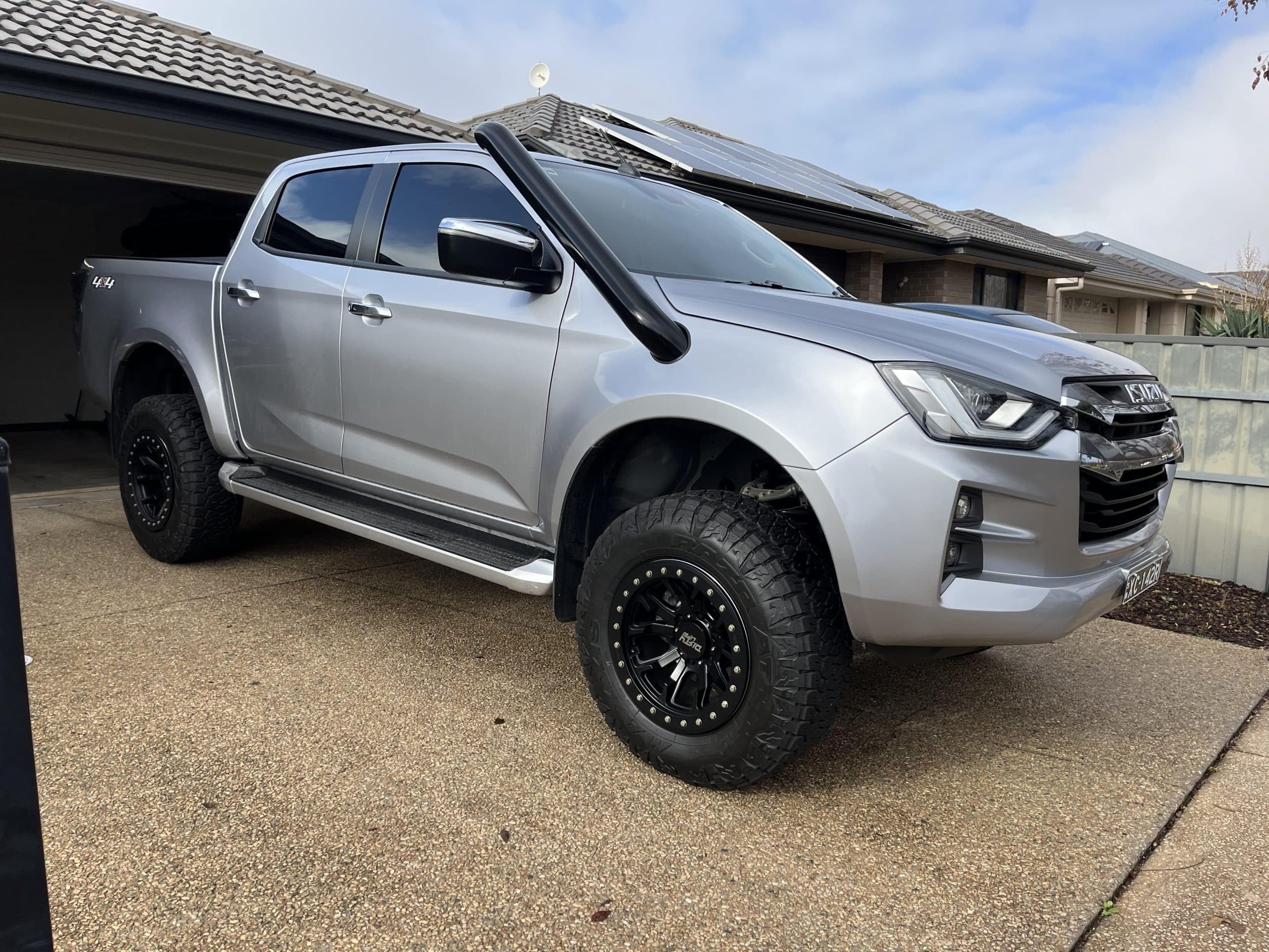 Stainless Snorkel D-Max / BT50 2021+