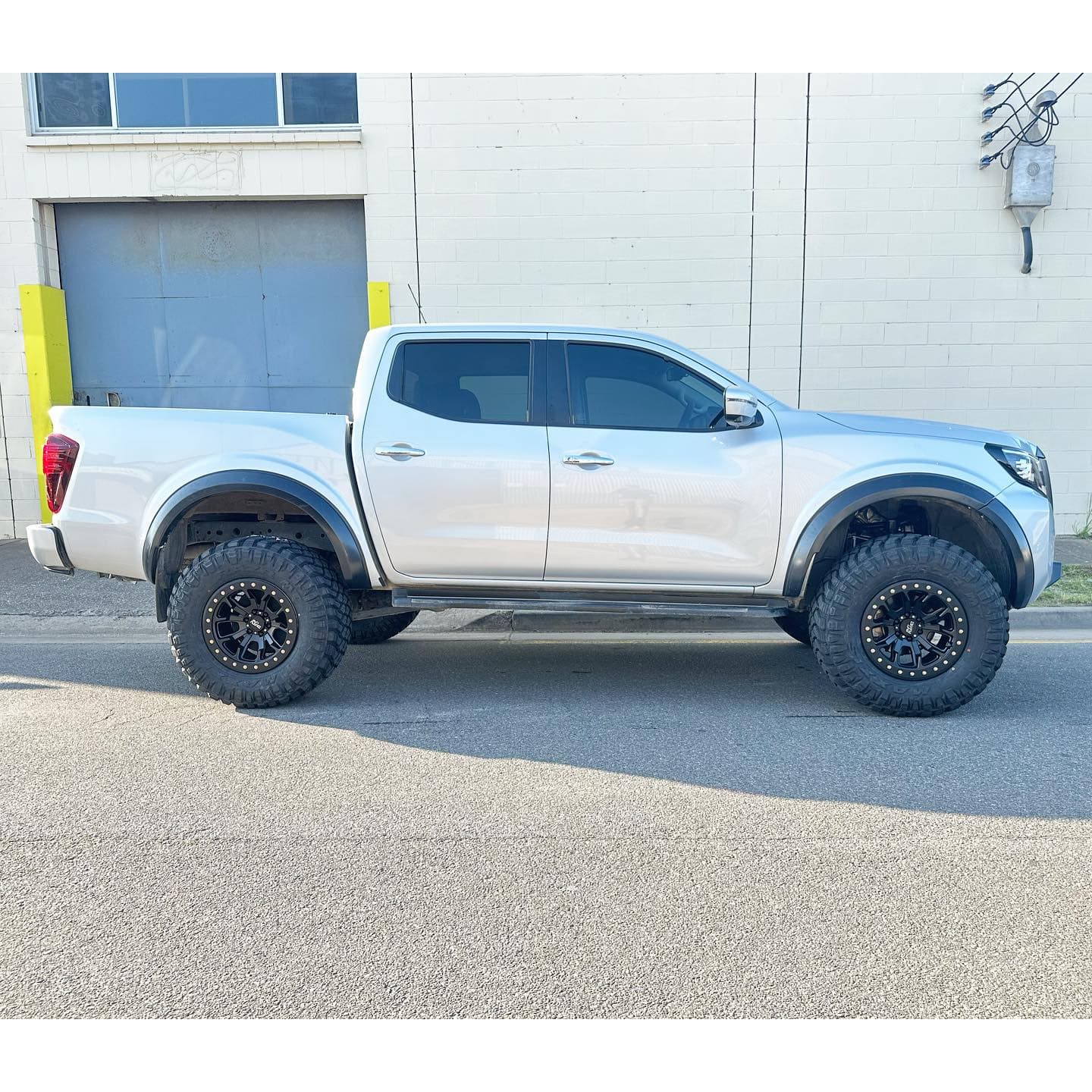 FOX 2-3" Suspension Lift Kit - Nissan Navara NP300
