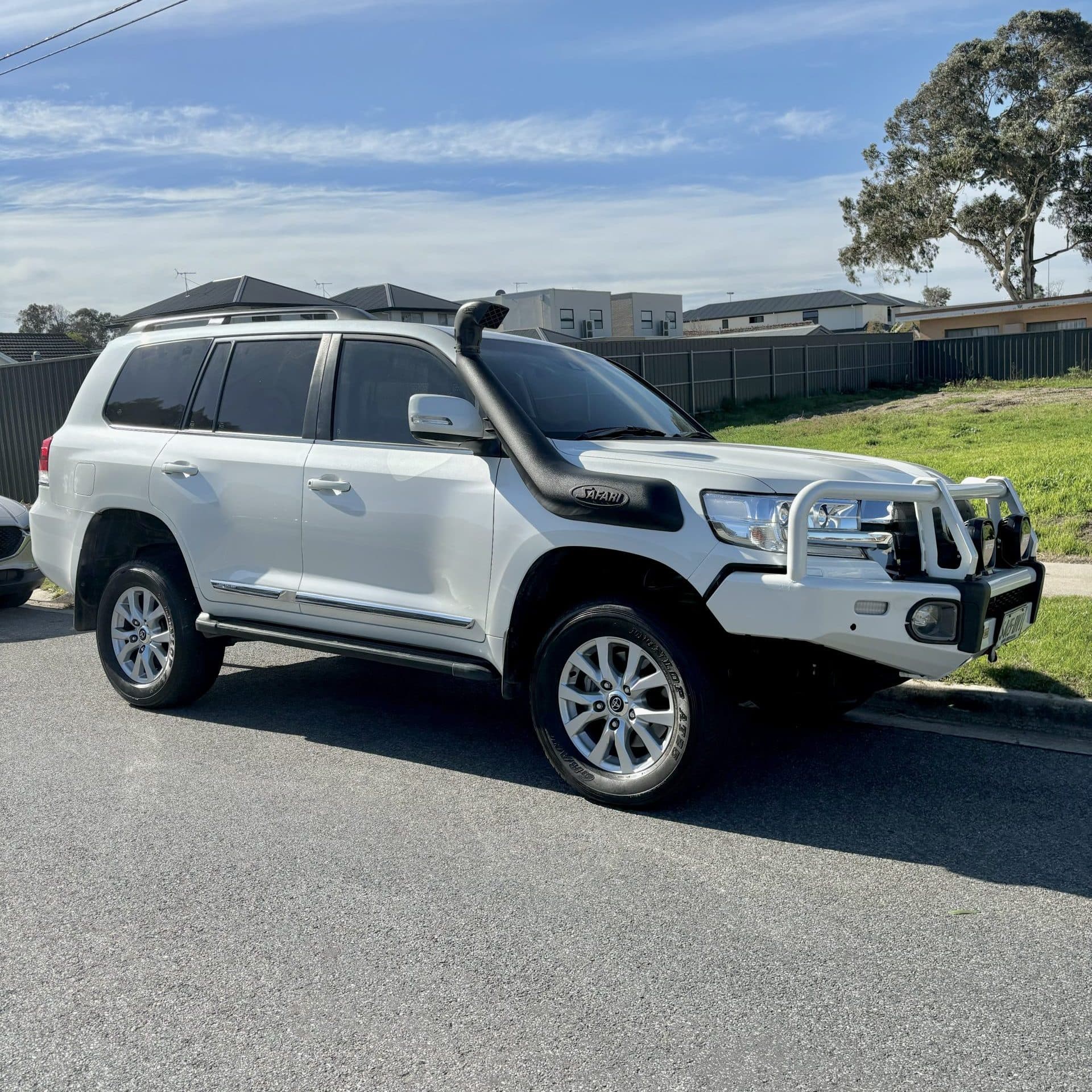 Ironman 2" Suspension Lift Kit - Toyota Landcruiser 200 Series